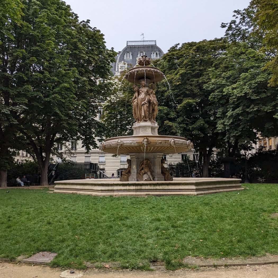 Square Louvois 2