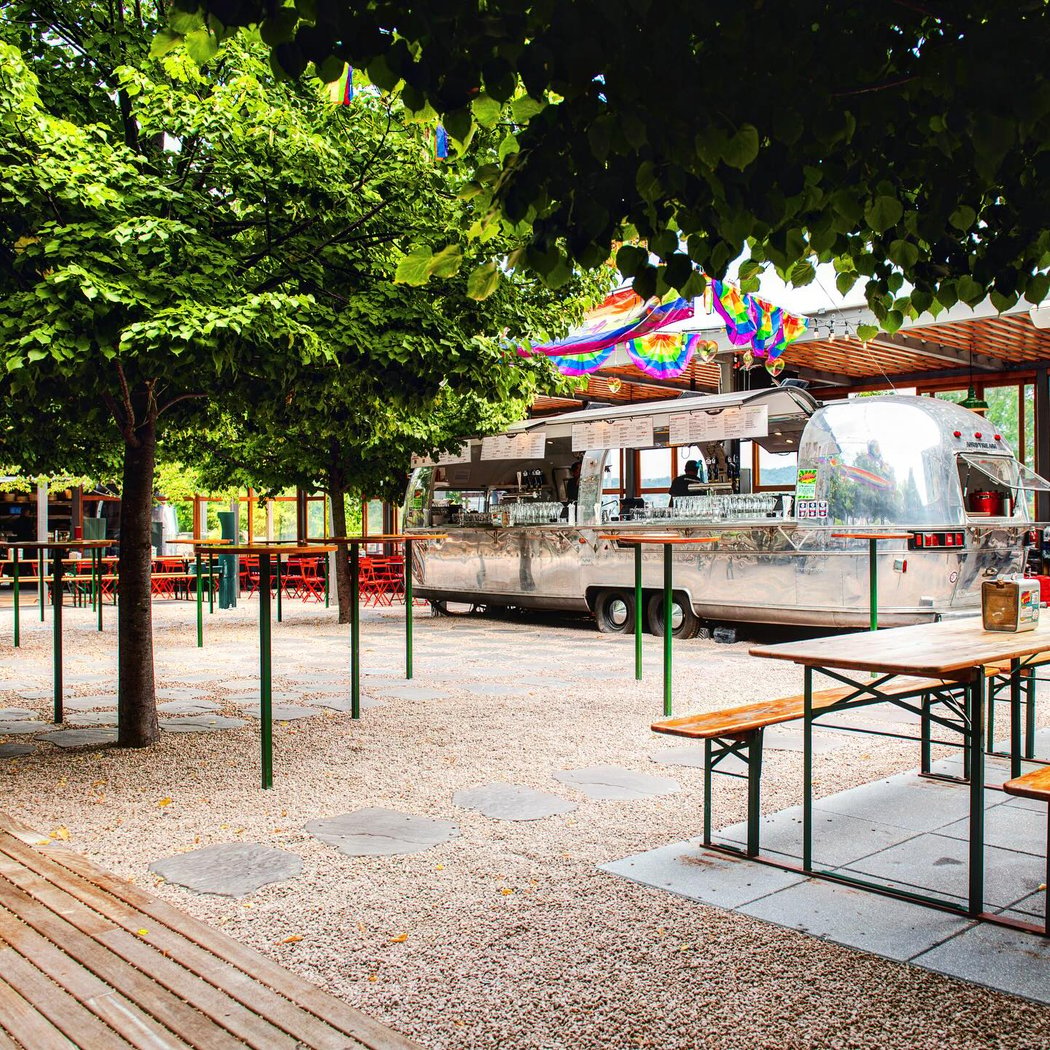 Dacha Beer Garden (Navy Yard) 2