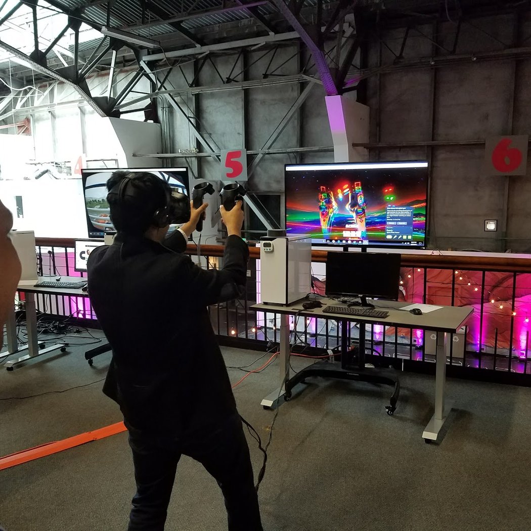 Urban Safari - virtual reality room, rental, and events 3