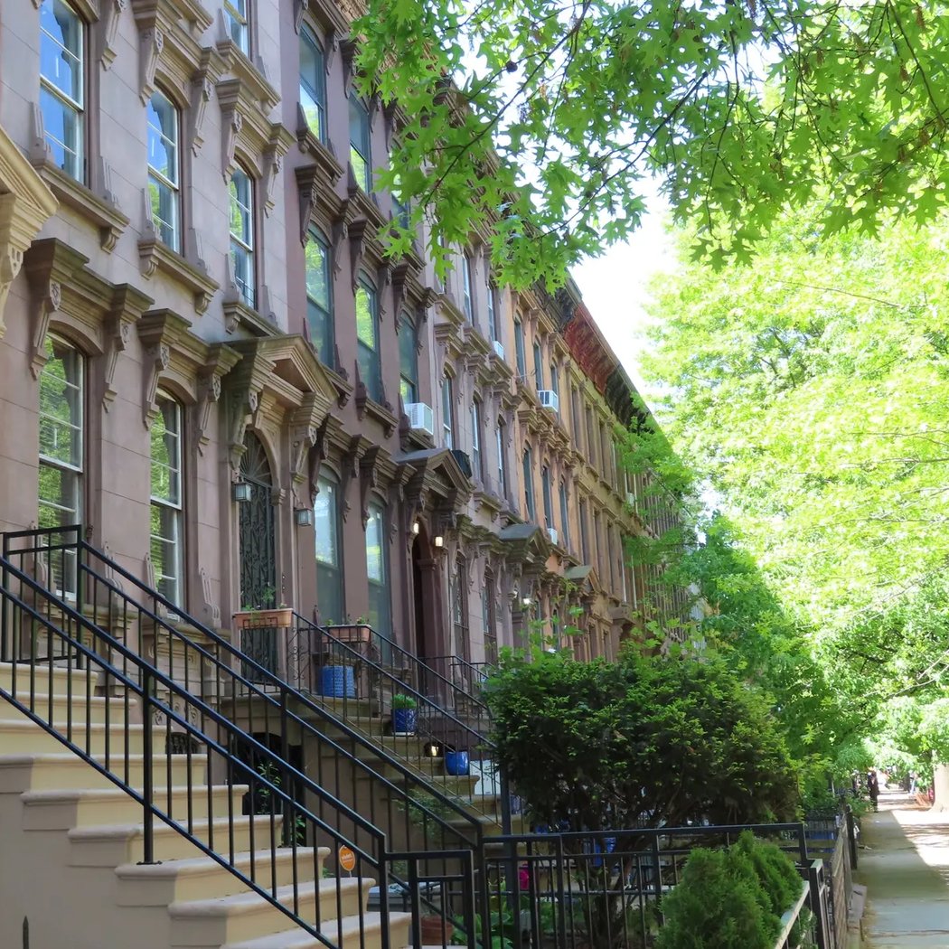 Willoughby Hall 1