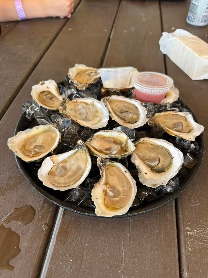 Gene's Oyster Bar 3
