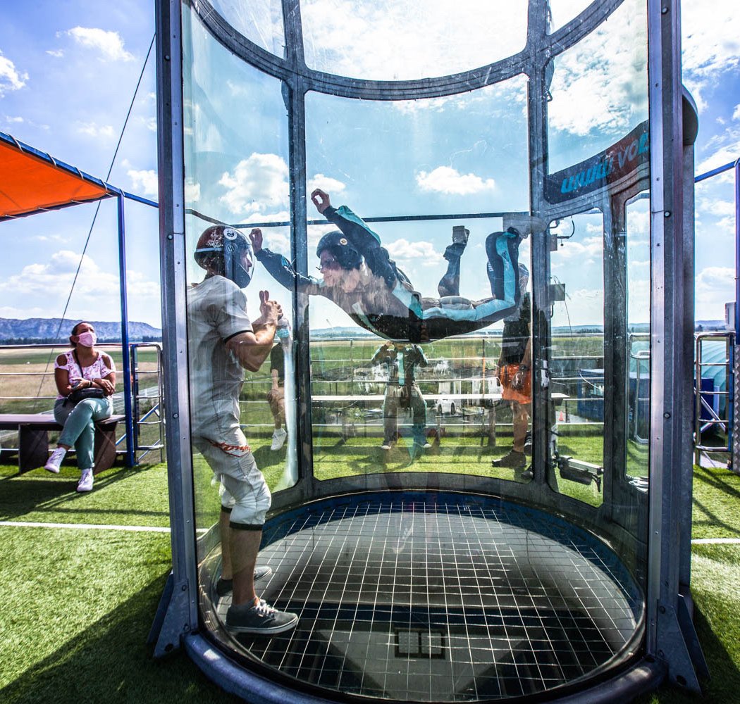 VOLOMAX - Saut en parachute - Pujaut - Avignon - Simulateur de chute libre - Stage PAC 1