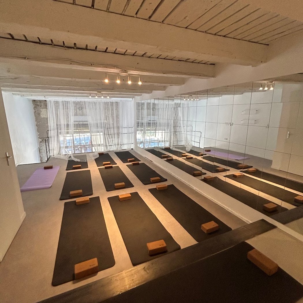 Yoga & Pilates 1