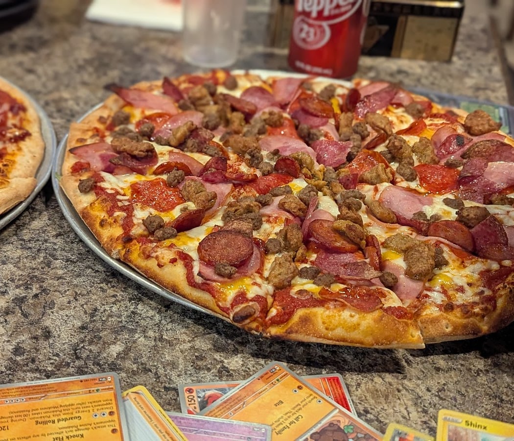 VJ's Sports Bar X Pizza 1