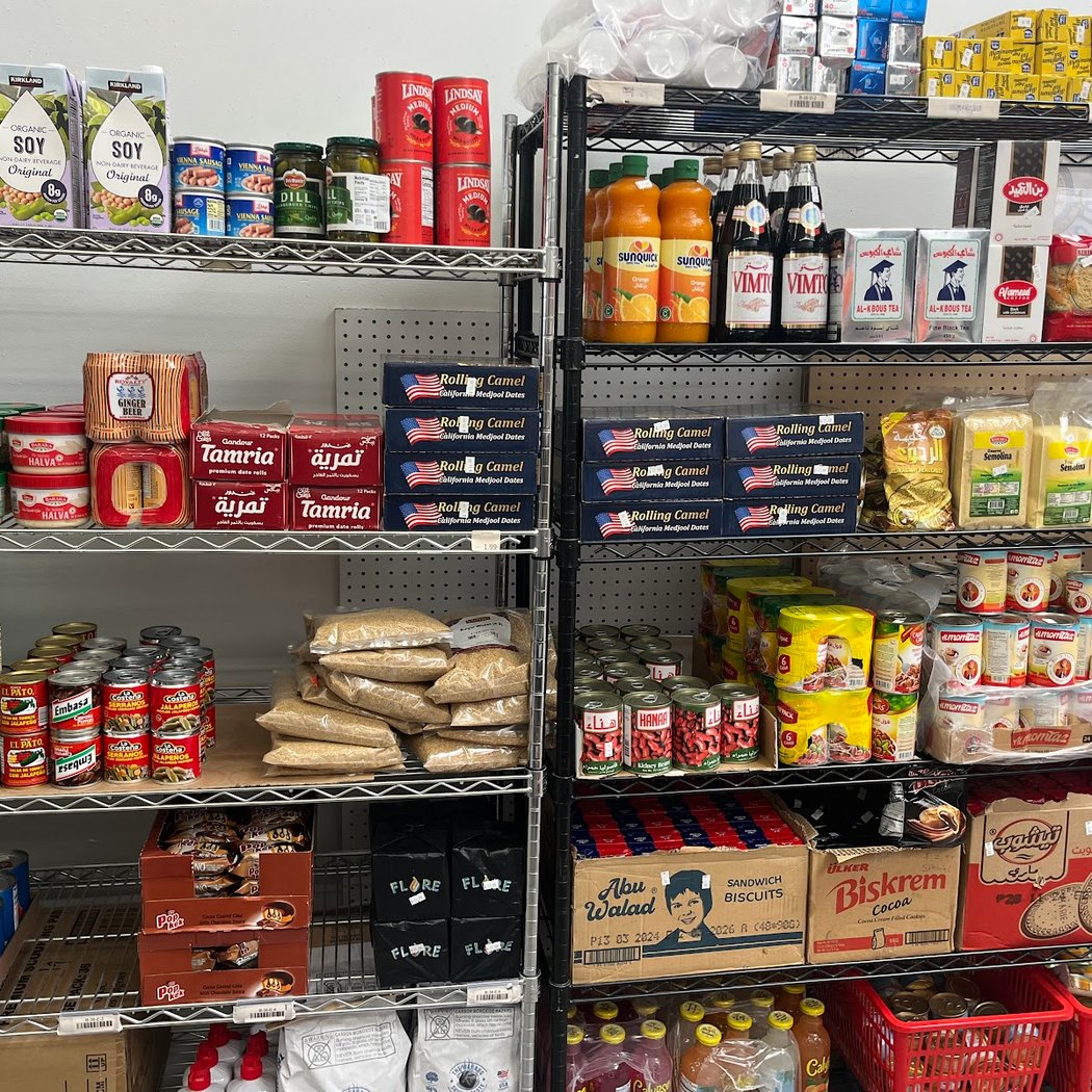 Bernal Heights Stop and Shop Deli & Smoke Gallery 3