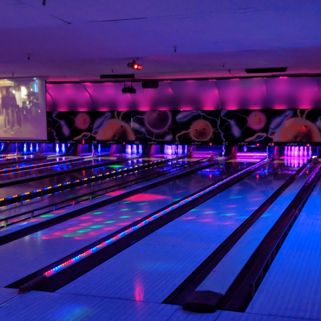 Cloverleaf Family Bowl 1