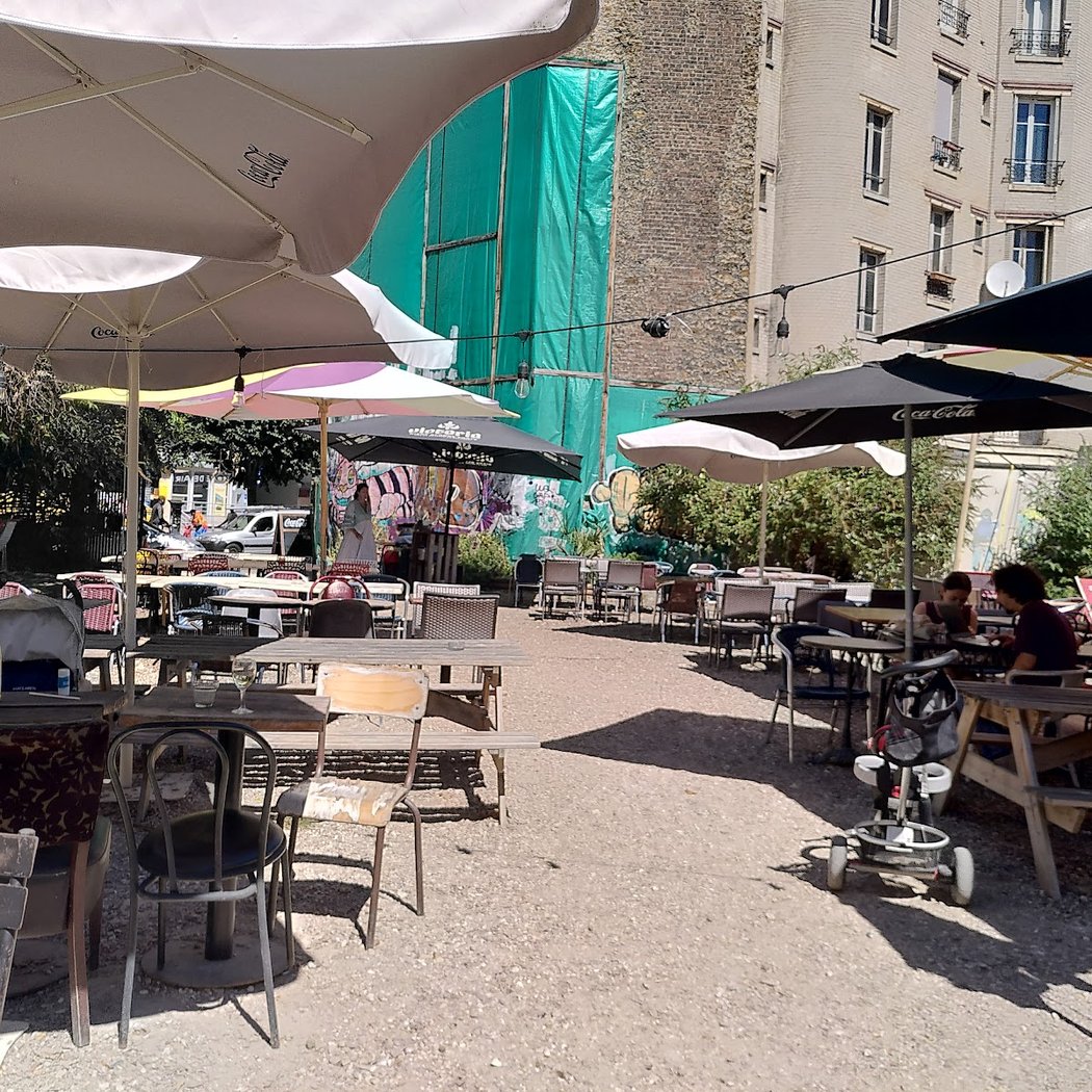 le petit pub 4
