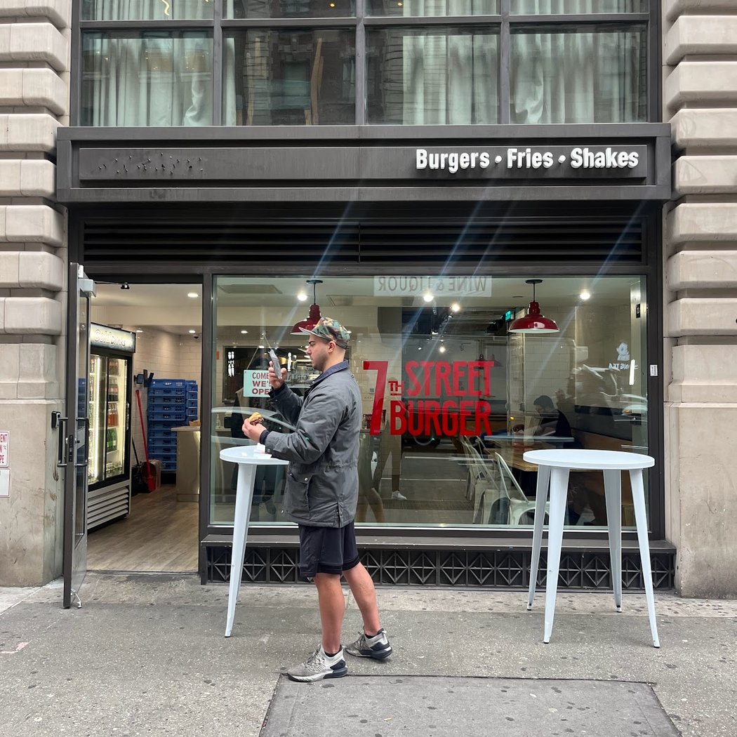 7th Street Burger 2