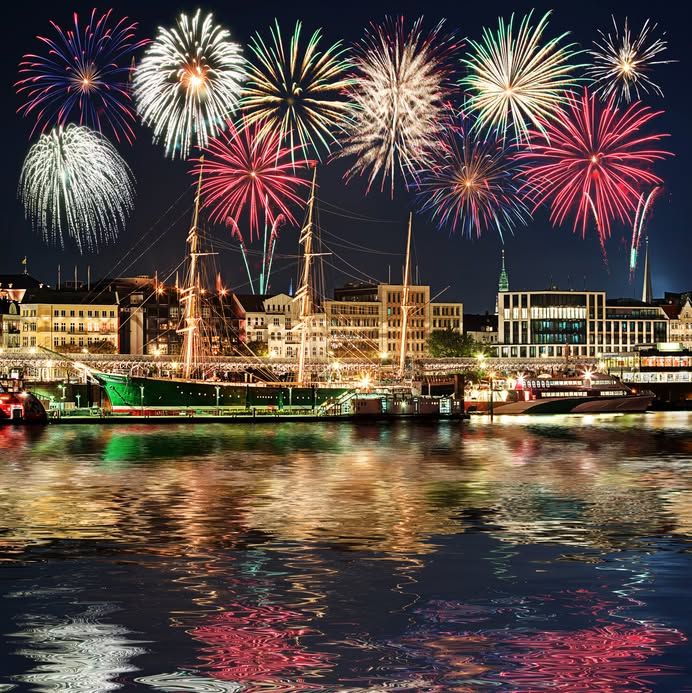 Silvesterfeier auf der Rickmer Rickmers 1