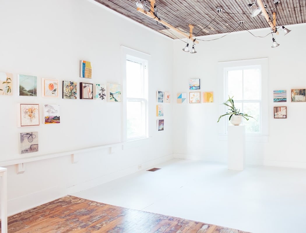 Art and Light Gallery 2