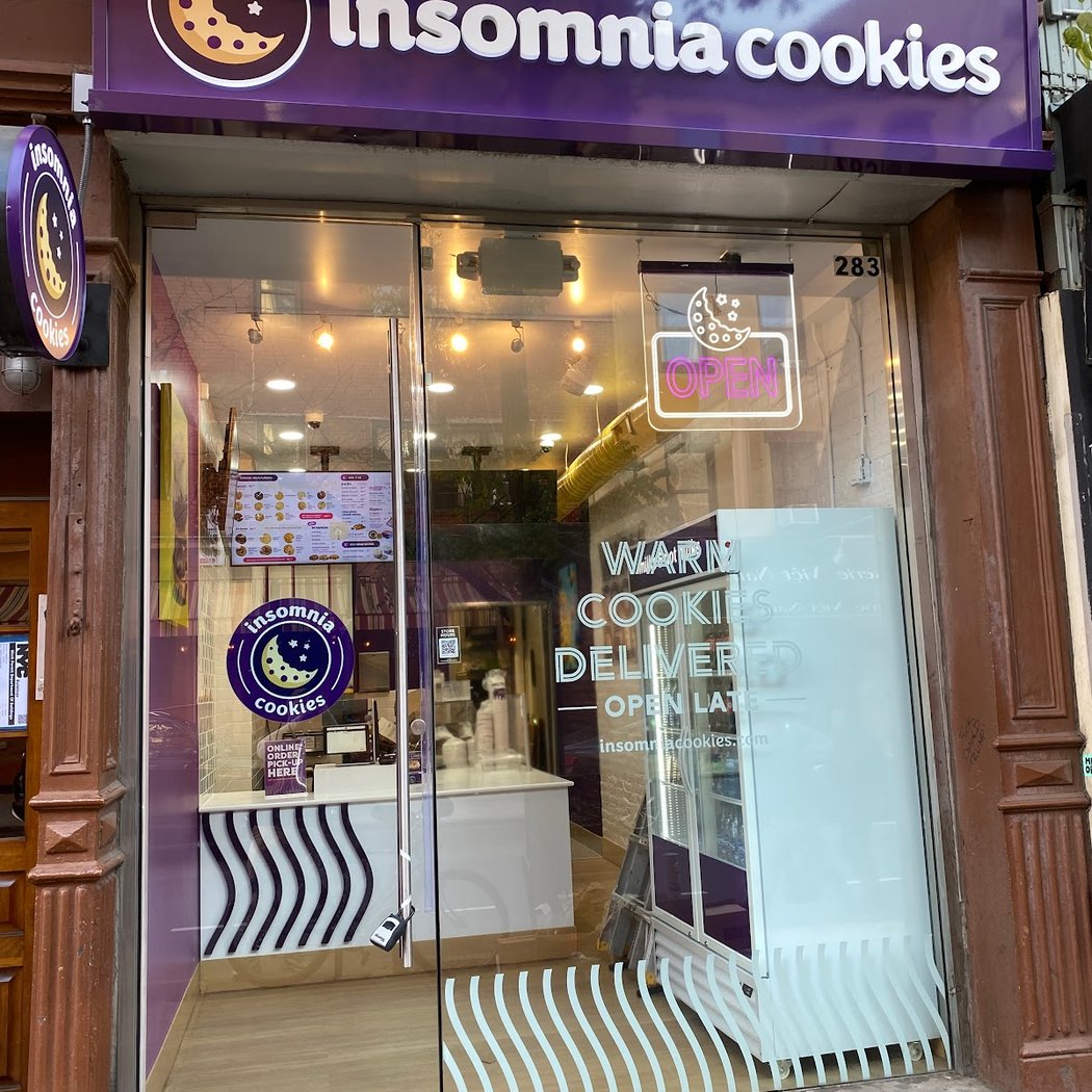 Insomnia Cookies 2