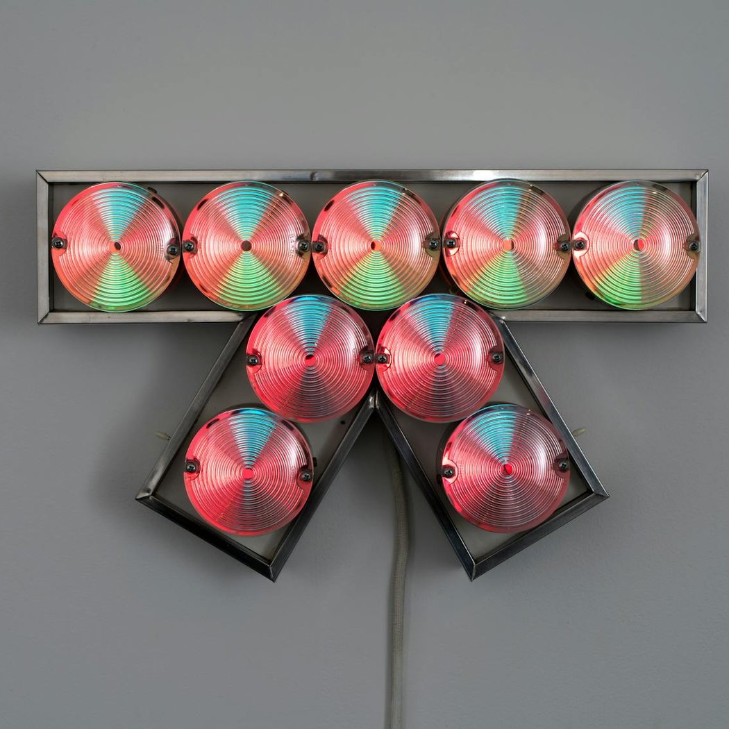 Studio Signs: Tom Lloyd 1