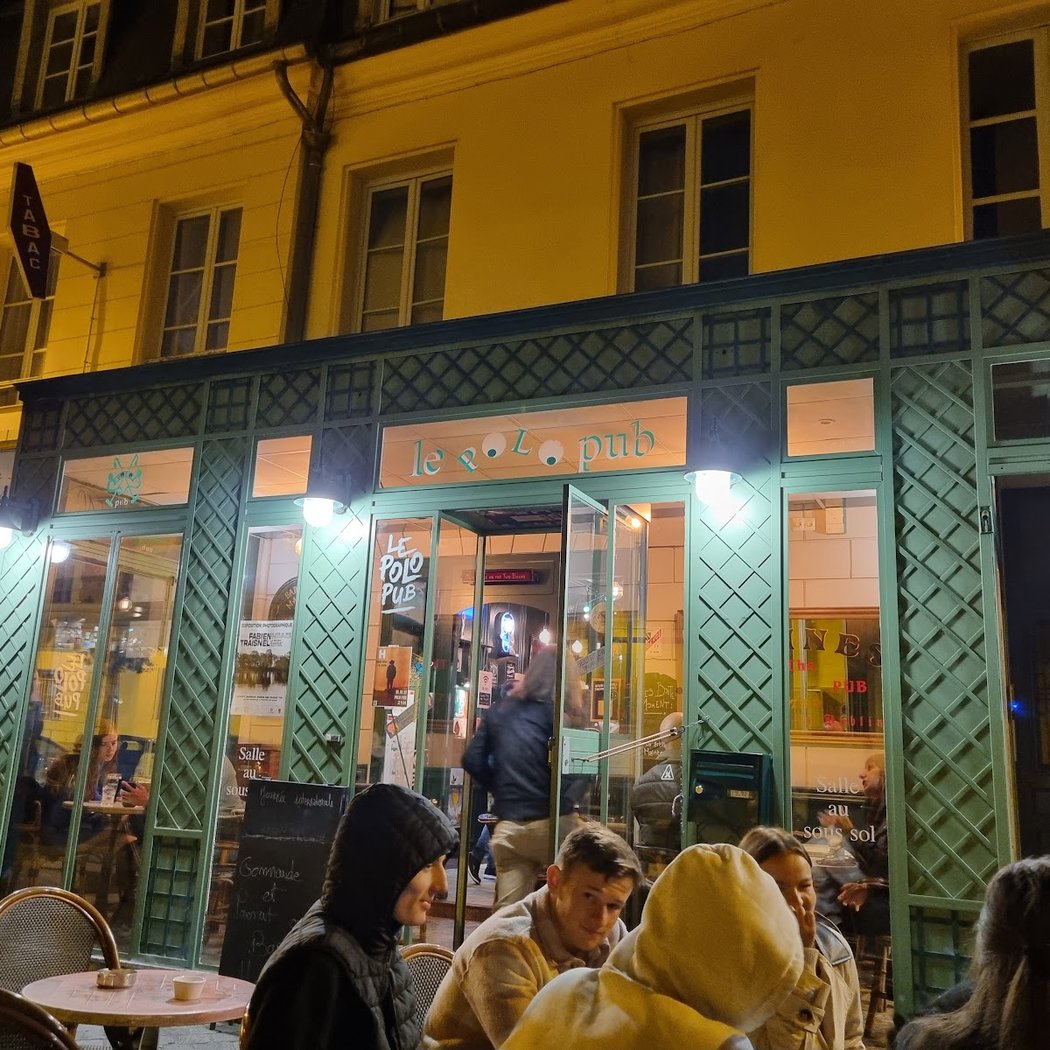 Le Polo Pub 3