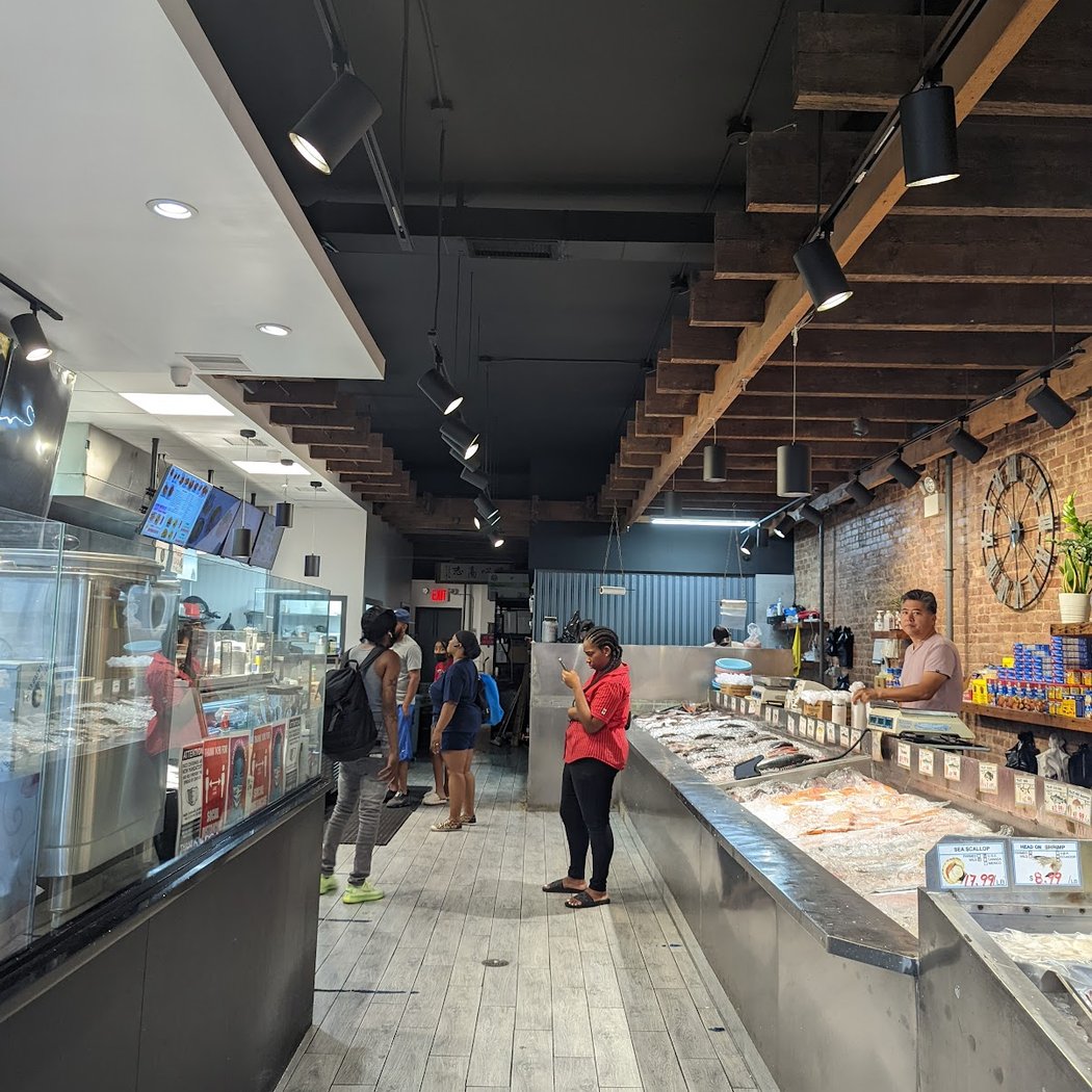Angel Fish Market 3