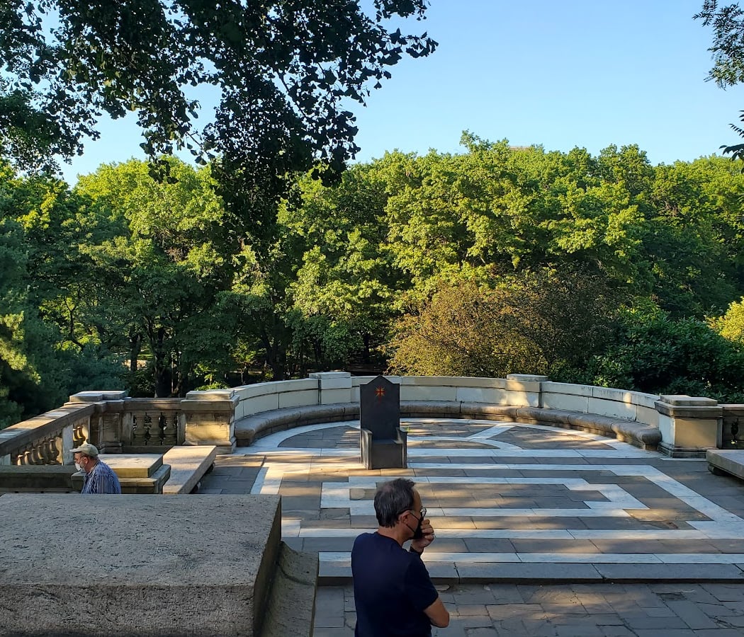 Summer on the Hudson: Tai Chi 3