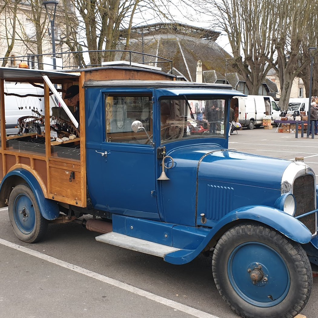 Le Breton Vagabond Food Truck 2