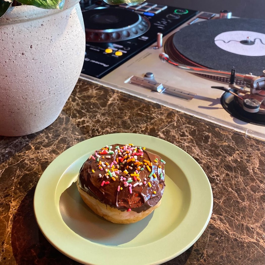 music bar donuts 1