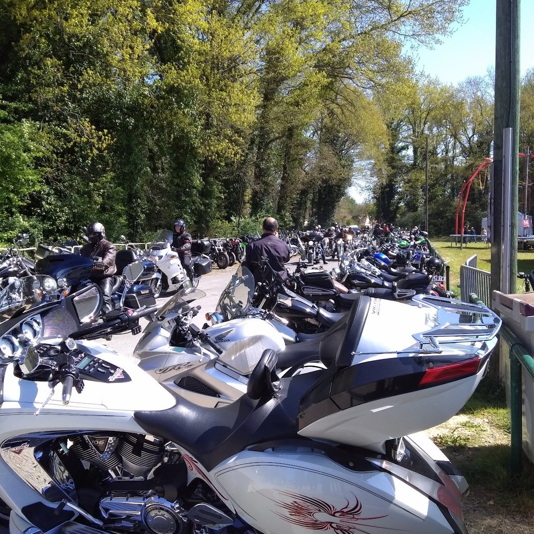 Journée Américaine Cars & Bikes 2