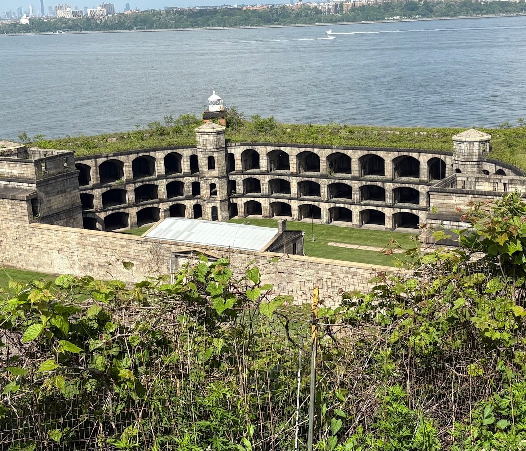 Fort Wadsworth Visitor Center and Museum 2