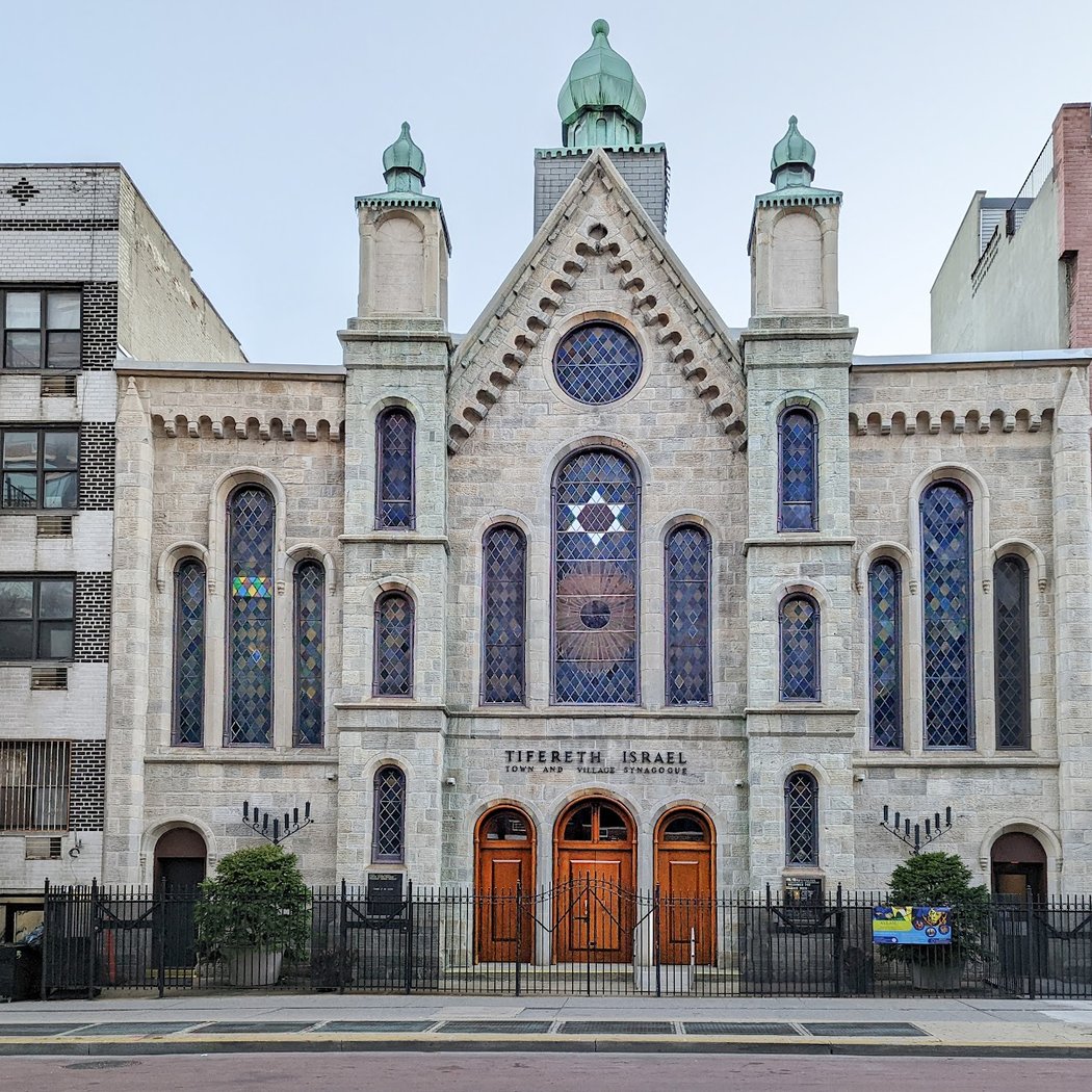 Yom HaShoah: A Downtown Commemoration 3