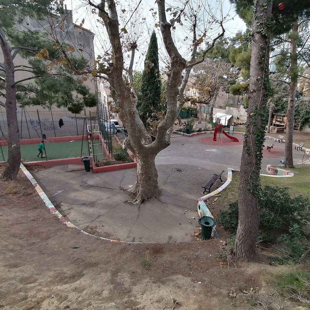 Spinelly Garden 3