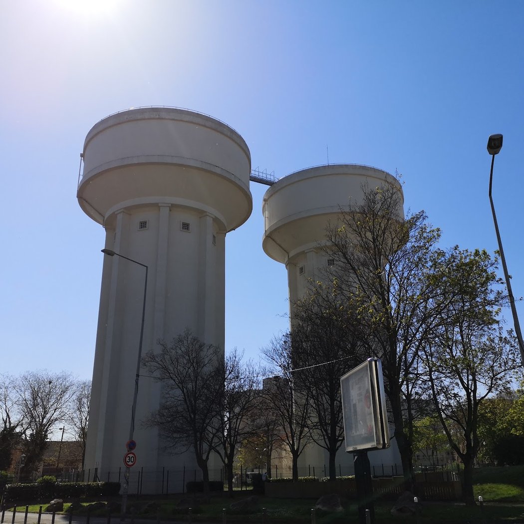 Château d'eau double 2
