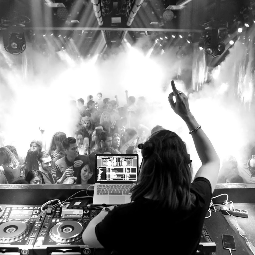 Queen Nightclub 1