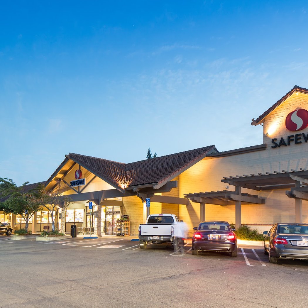 Alamo Plaza Shopping Center 2