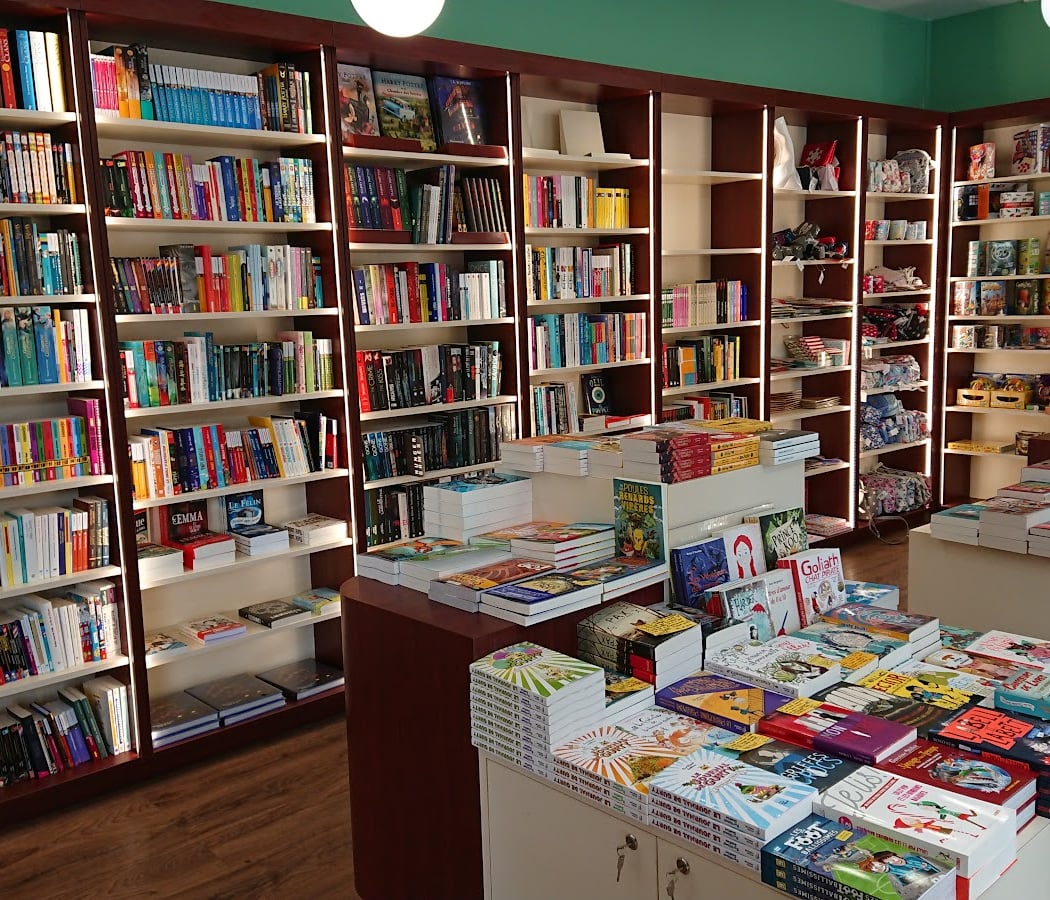 Librairie Point de Côté - Point Central 1