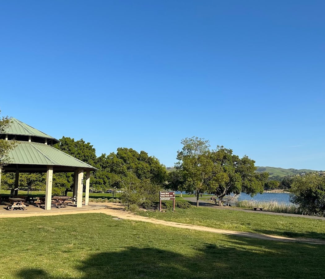 Sandy Wool Lake - Gazebo 1
