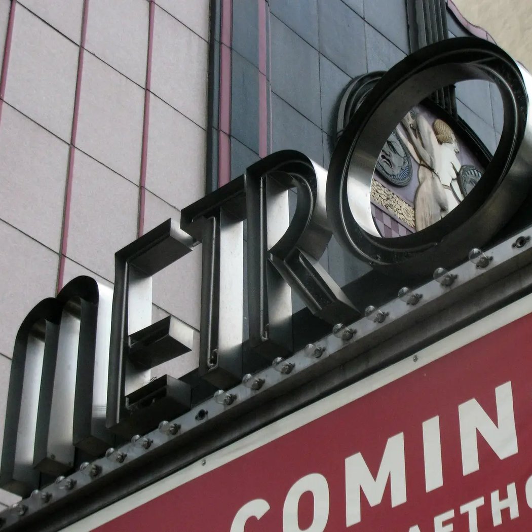 METRO LUME 2