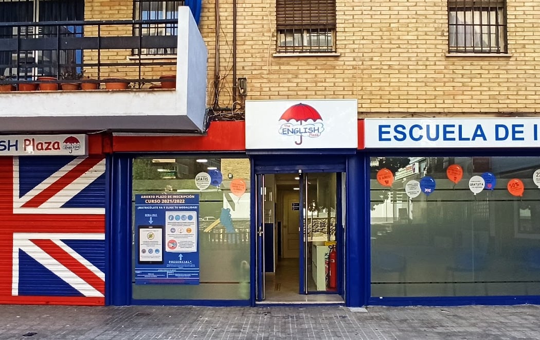 The English Plaza, Triana | Academia de Inglés 2