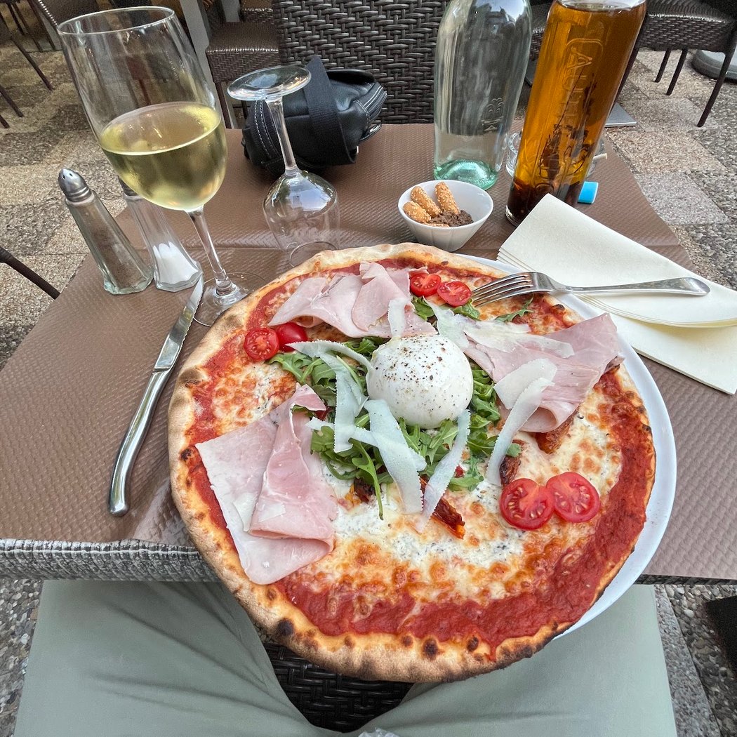 Pizza Del Teatro 1