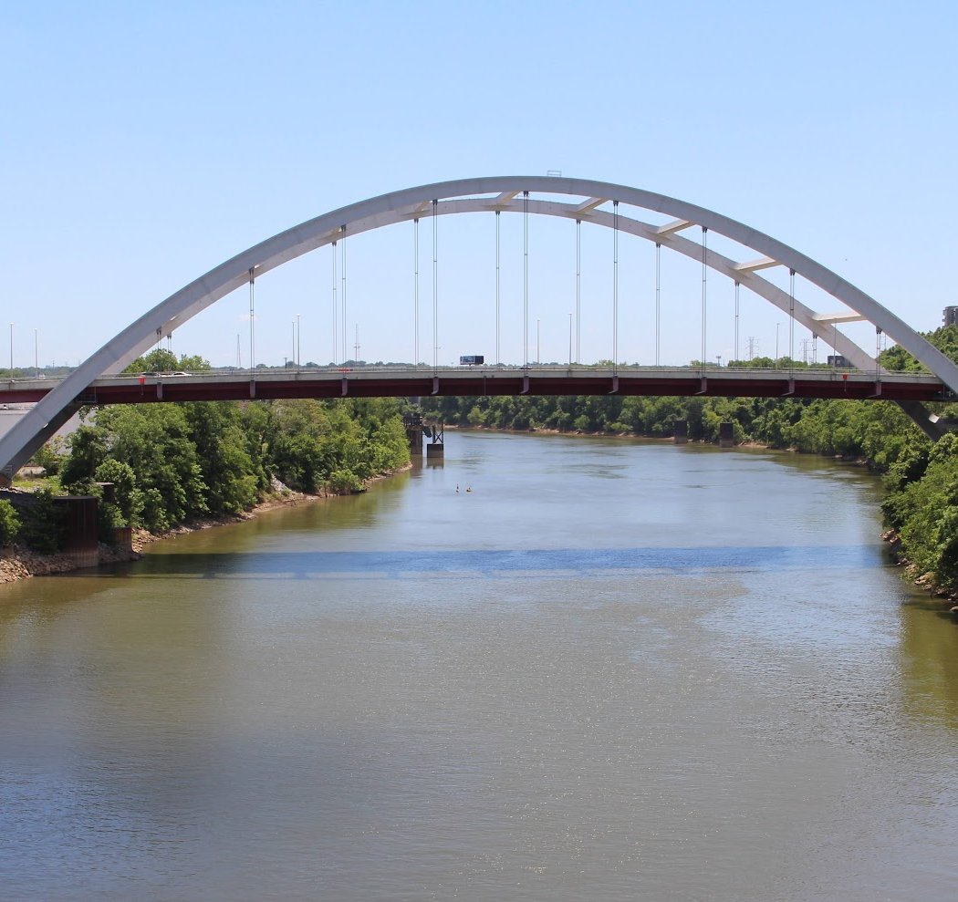 The John Seigenthaler Pedestrian Bridge 3