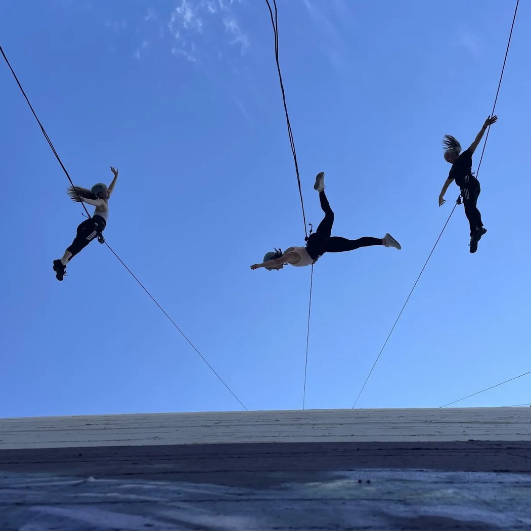 BANDALOOP 1