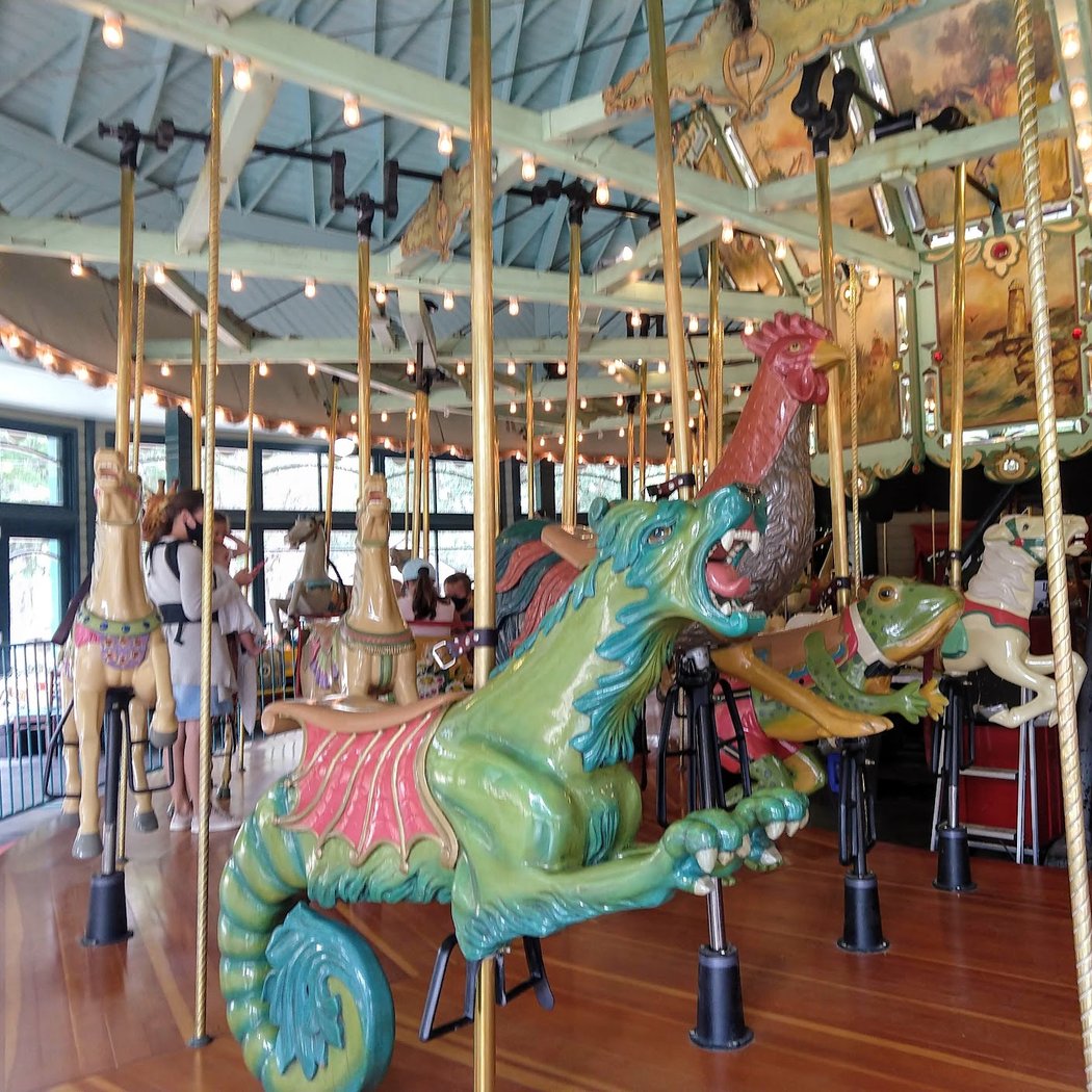 Weekend Puppet Shows and Animal Encounters 1