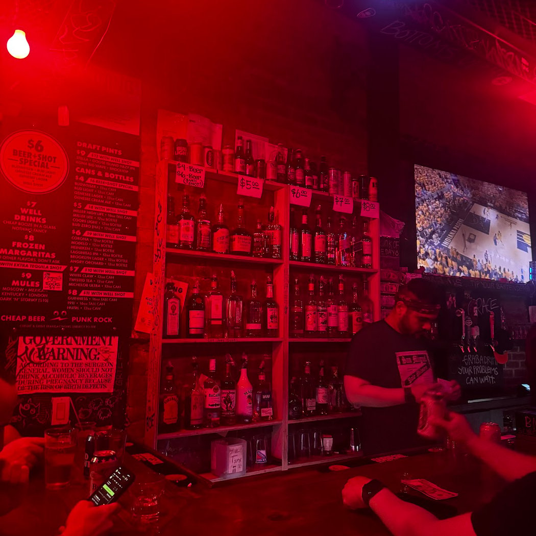 Lyndon Bar 3