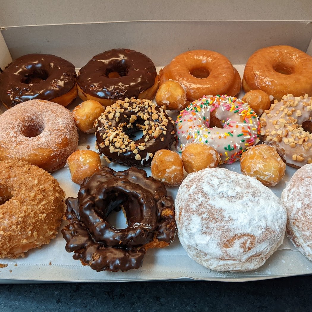 Bascom Donuts 1