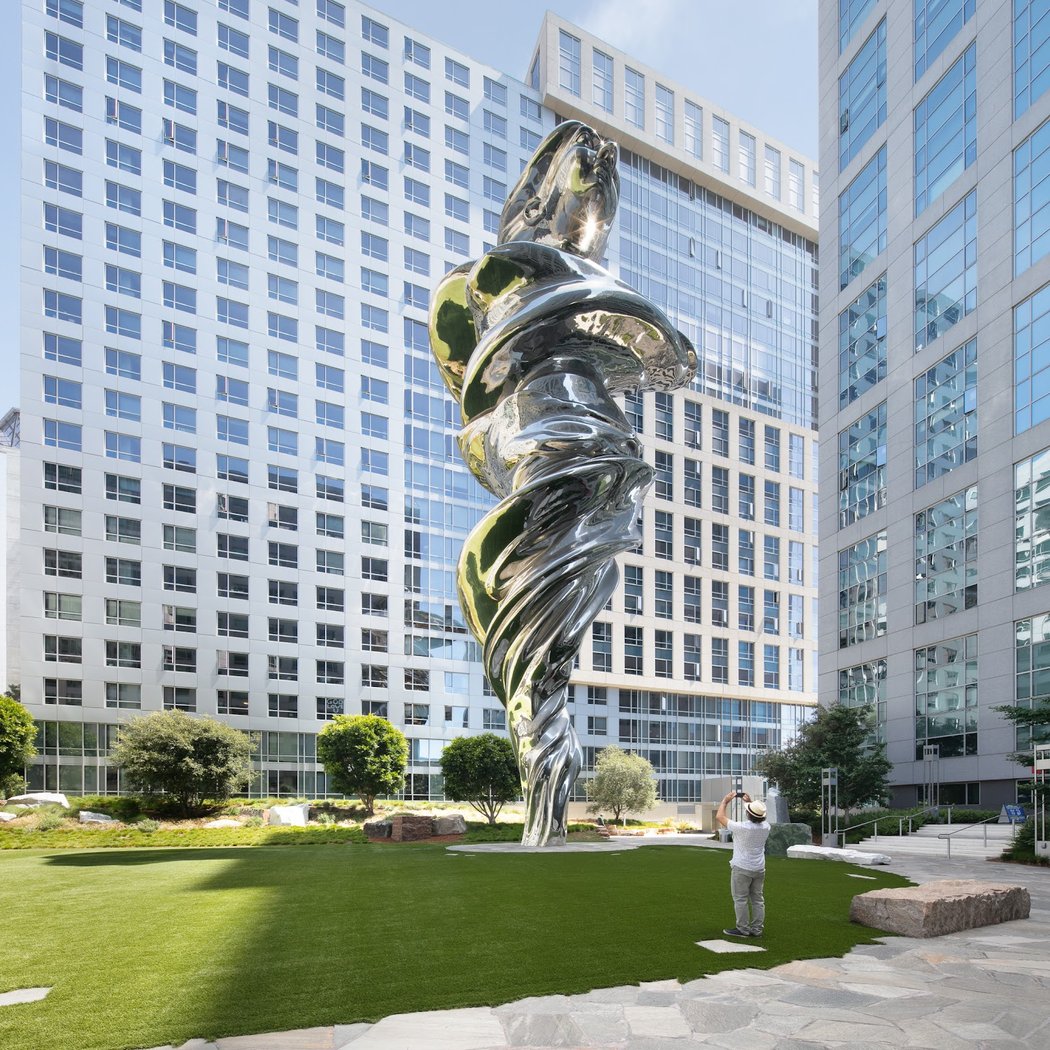 Venus Statue 1