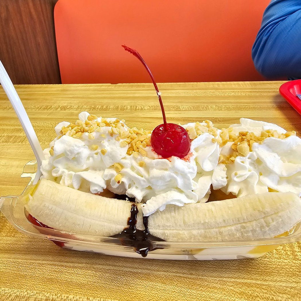 Fosters Freeze 3