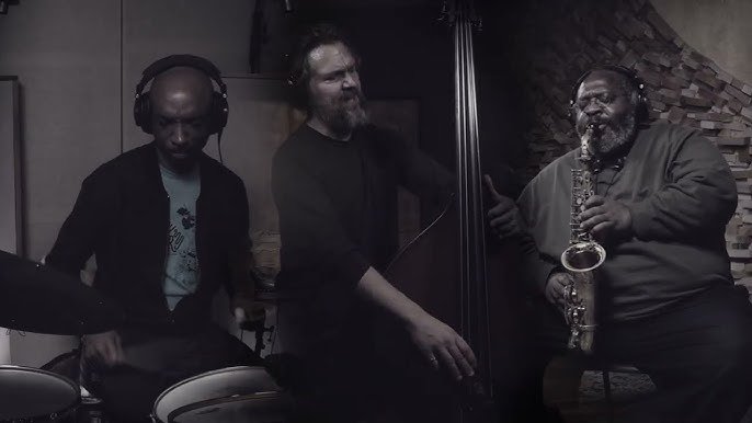 Otherlands Trio: Stephan Crump, Darius Jones & Eric McPherson 1