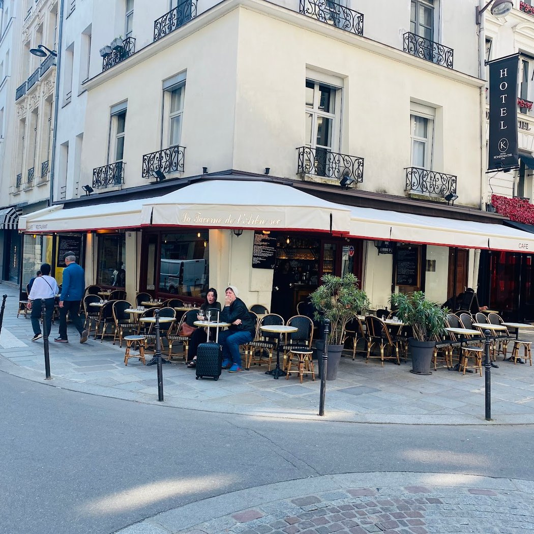 La Taverne de l'Arbre Sec 3