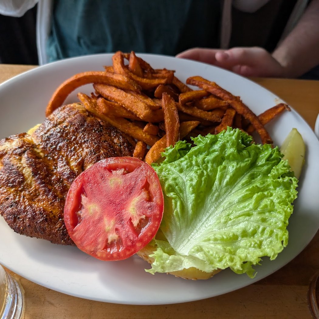 The Village Grille & Pump 3
