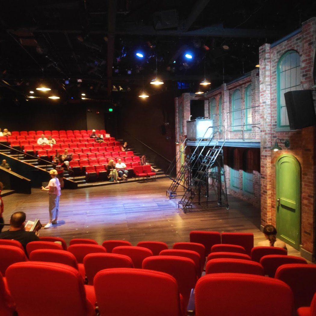 Fun Home 3