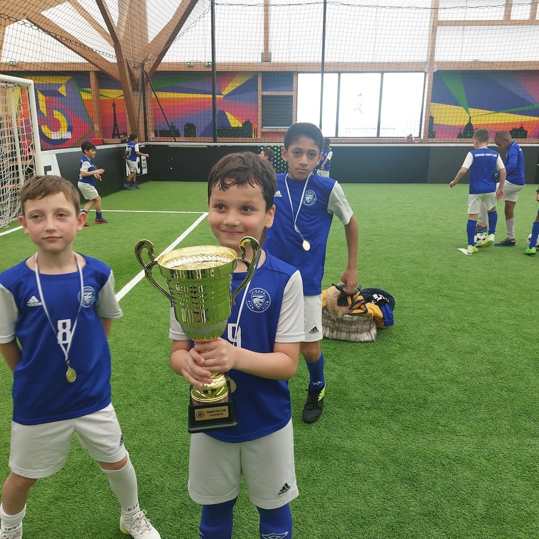 LE FIVE Champigny 1