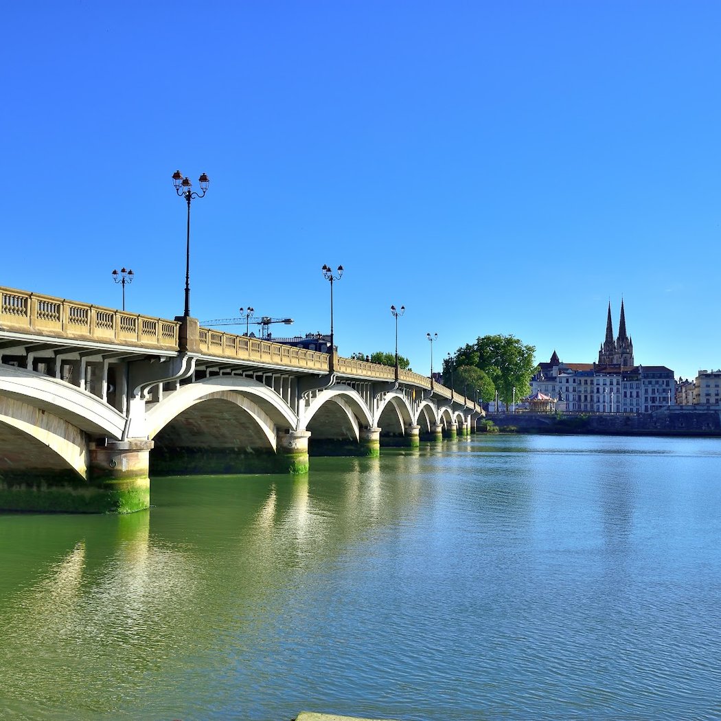 Saint-Esprit bridge 3