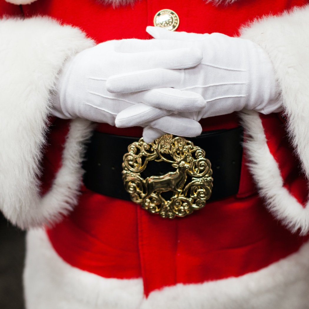 Meet Santa Claus at Market 1