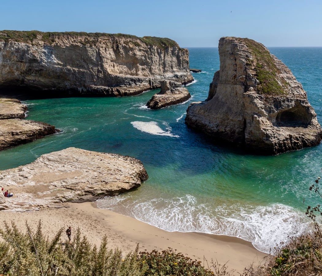 Shark Fin Cove 1