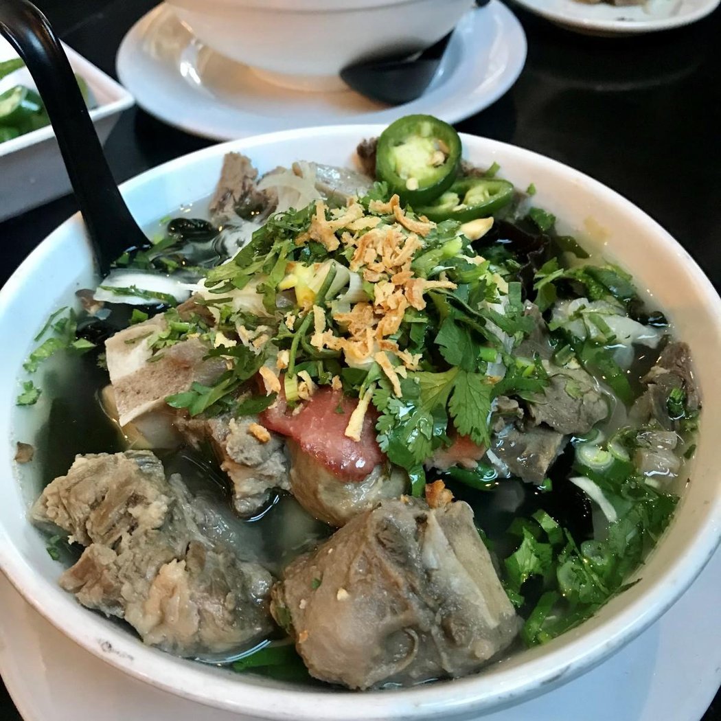 Holy Basil Phở And Cocktail bar 3