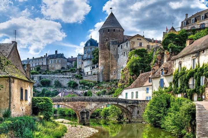 Semur-en-Auxois 1